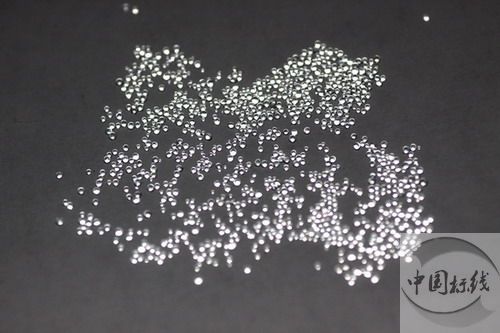柯桥金属表面处理厂喷砂玻璃微珠清理